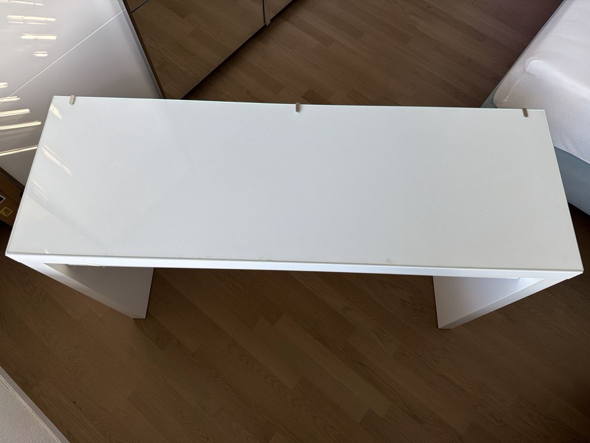 Ikea Schminktische: Schminktisch  – Neu (gemäss Beschreibung) aus Lachen SZ von epe_h6fw 1