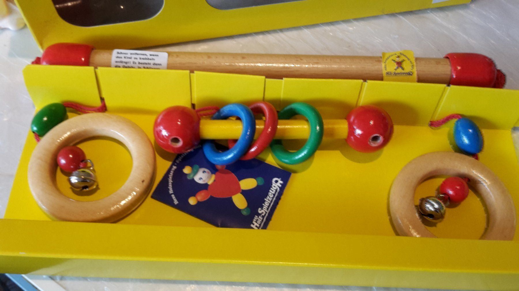 Spielzeuge: Kinderwagenkette Trapez mit Ringen – Gebraucht aus Schwarzenburg von Flamingo07
