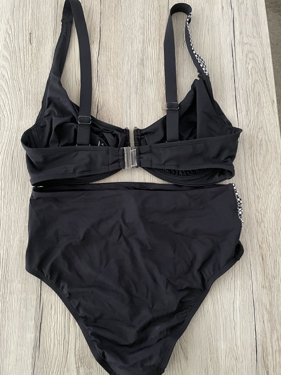 Beldona Badekleider & Bikinis: Beldona Bikini unterteil grösse 36, oberteil grösse 40D – Gebraucht aus Oberwil BL von Petermib 1