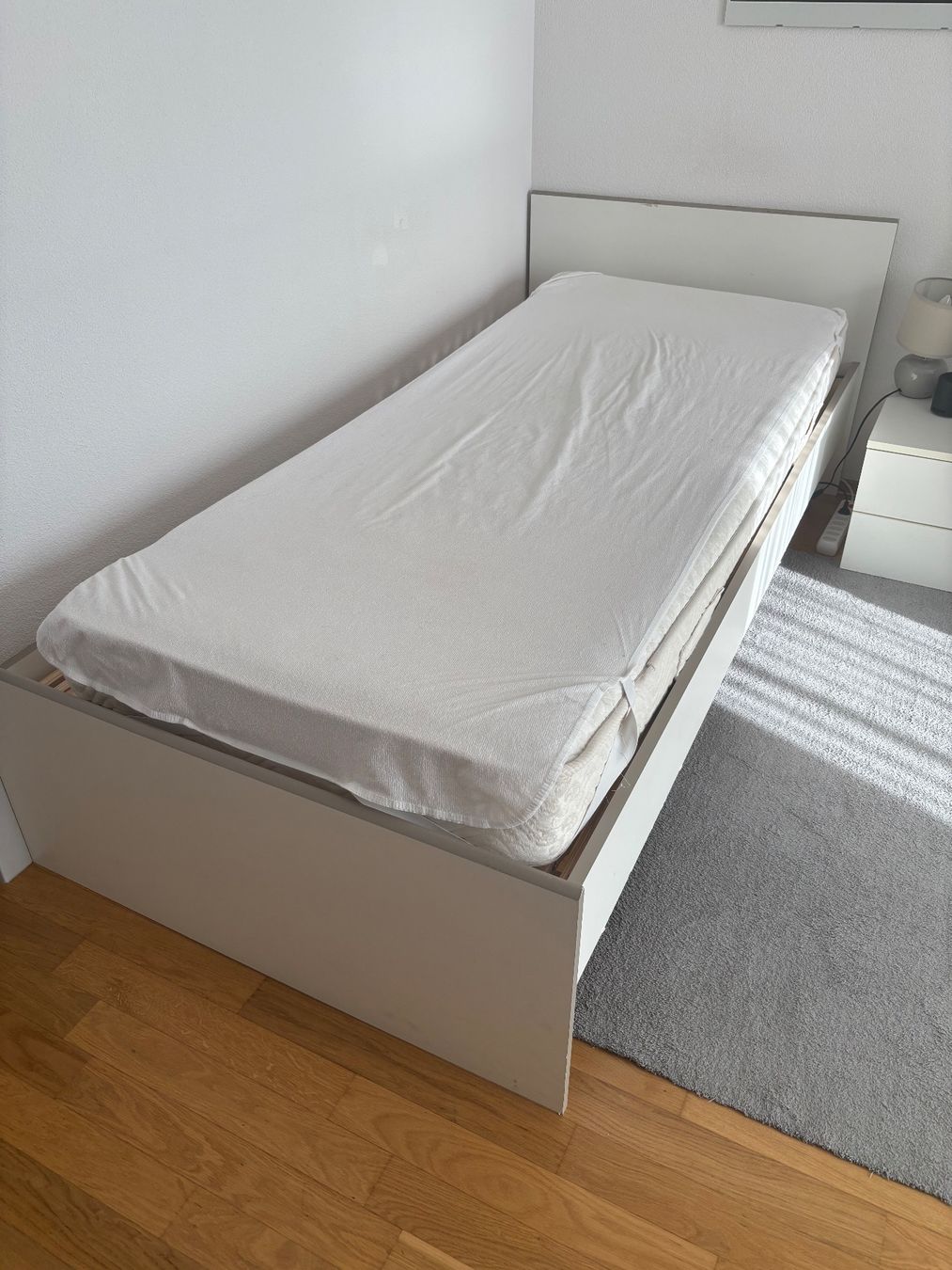 Letti: Lit simple avec matelas et surmatelas – Usato da Granges-Paccot venduto da cor_l52w