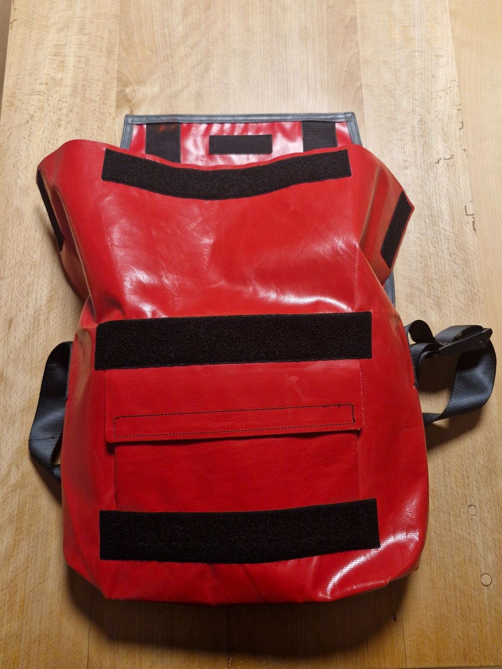 Freitag Borse: Rote Freitag Top Cat Tasche, EINFARB, ungebraucht – Usato da Wiesendangen venduto da enbtracked 3