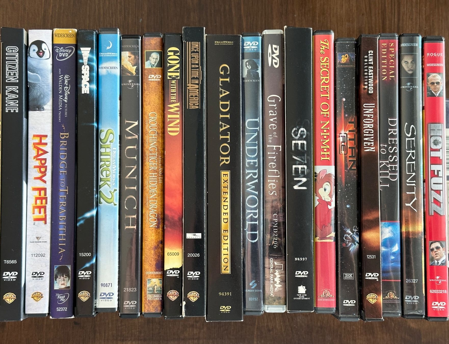 Tutti i DVDs: Lot de 19 DVD zone 1 - Genres divers – Usato da Genève venduto da rosebud635