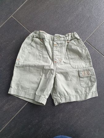 kurze Hose Gr. 80