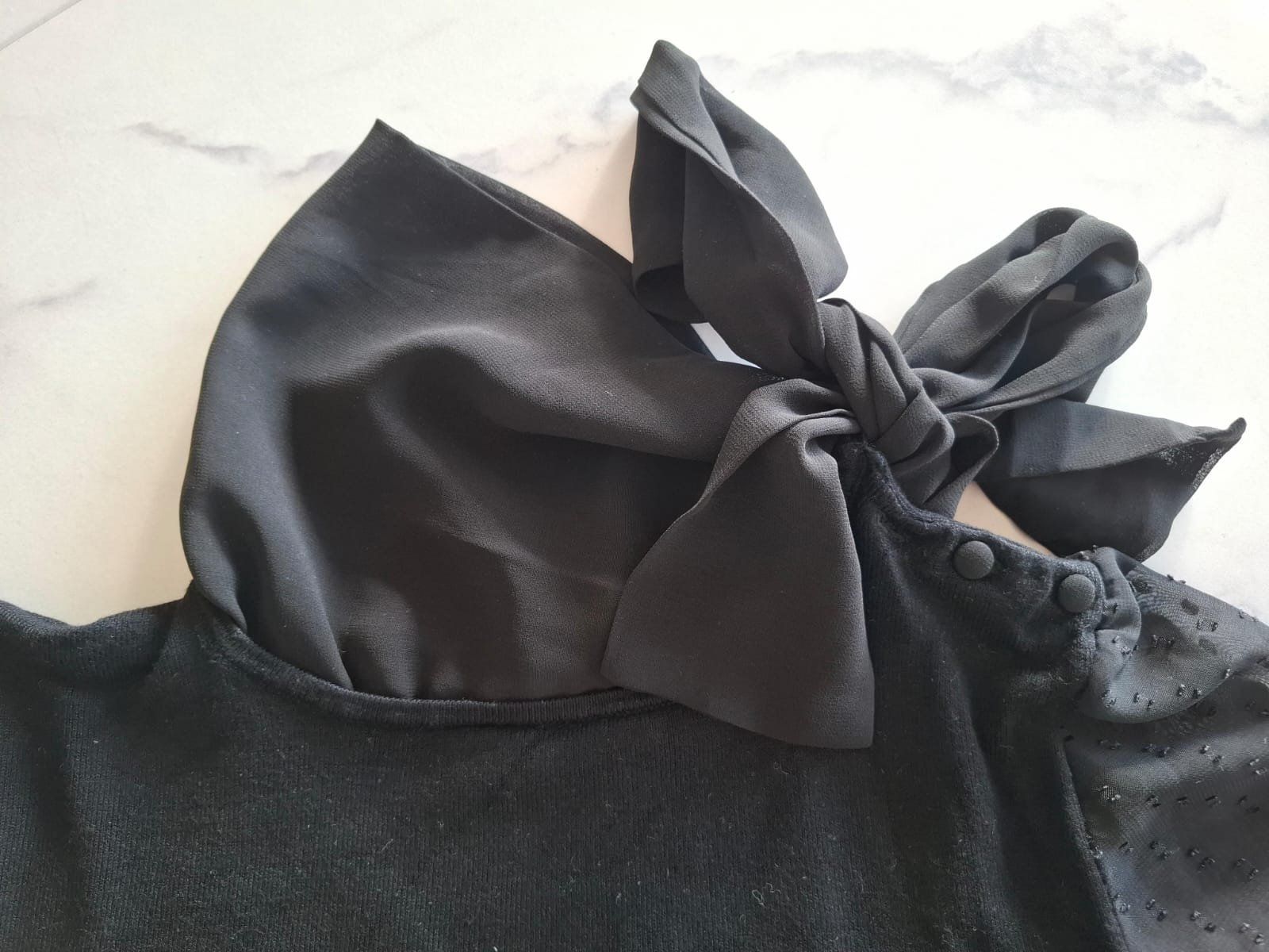 Mango Blusen: Damenpullover/Bluse mit Schleife von Mango, Gr. M – Gebraucht aus Massagno von Michaela.F 2