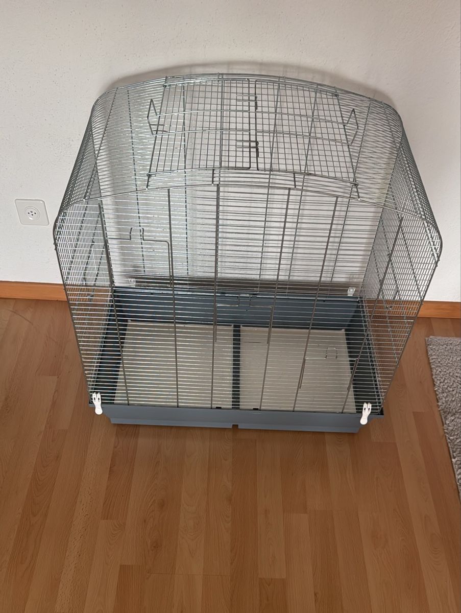Cages, transport & sécurité: Vogelkäfig / Voliere – D'occasion à Widnau par sar_h98t