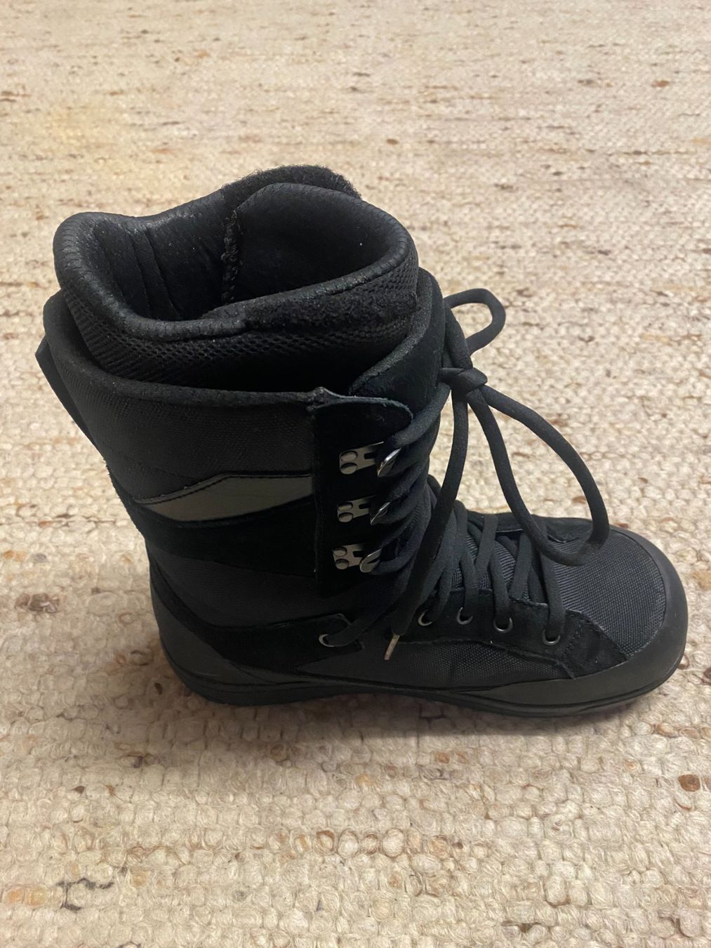 Deeluxe Scarpe da uomo: Snowboard Schuhe – Nuovo (secondo la descrizione) da Andelfingen venduto da rhy04 4