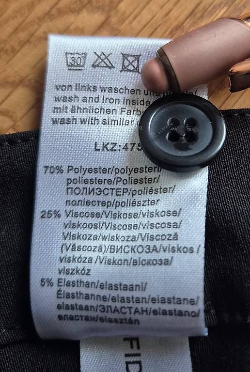 Pantaloni: Schwarze Hose, D 20, Polyester/Viskose – Usato da Baar venduto da Biga3 3