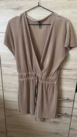 Eleganter Jumpsuit, beige glänzend