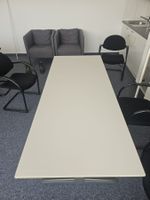 Office Meeting Tisch Gross