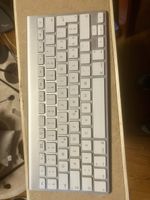 Clavier Apple Magic Keyboard comme neuf - Super affaire!