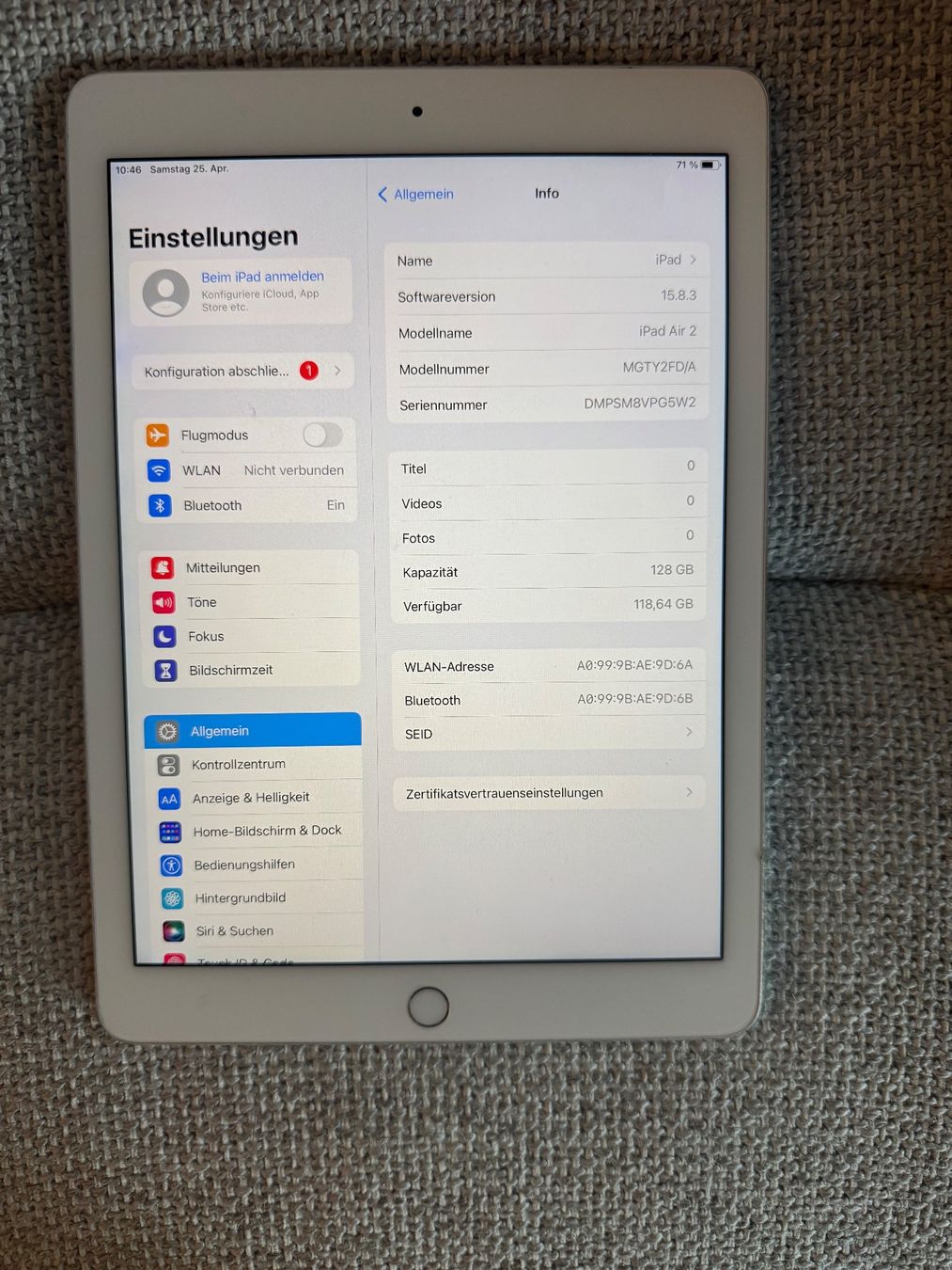 Apple Tablet PC: iPad Air 2 – 128 GB – Gebraucht aus Adliswil von Busys 1