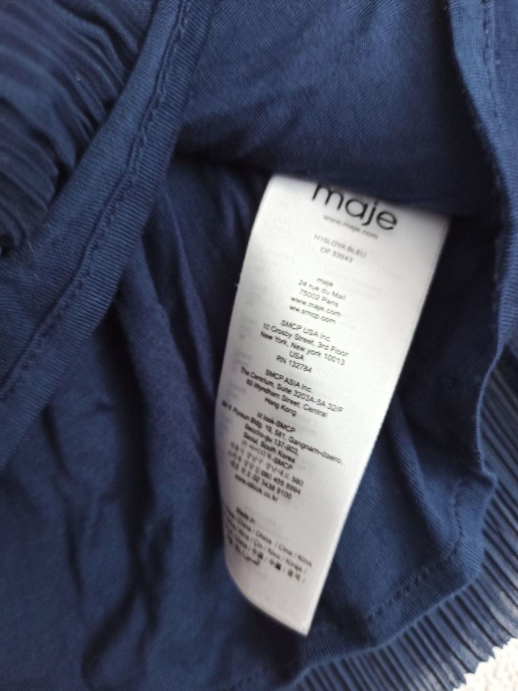Top: Maje navy pleated top size 1/34 – Nuovo (secondo la descrizione) da Zürich venduto da guo_df5r 2