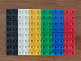 Lego Duplo (G68) 24 Bausteine 2x2 Noppen