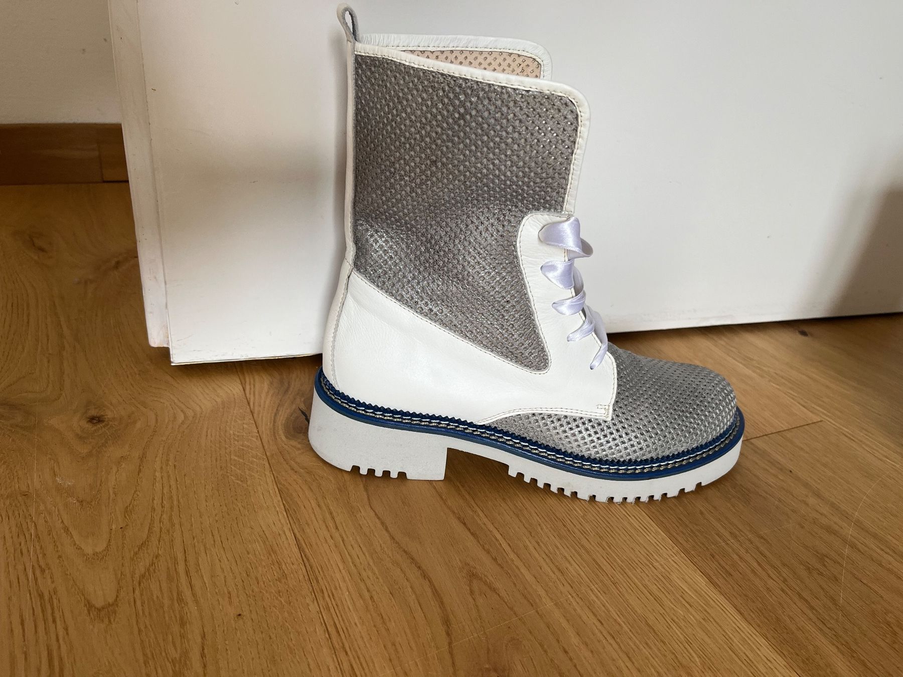 Scarpe da donna: Accatino Lochleder Boots Gr 37 – Usato da Winterthur venduto da ani_svs9 1