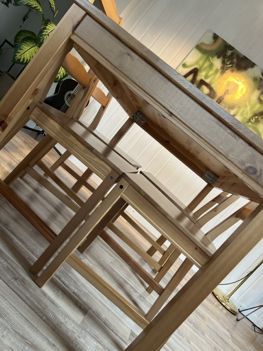 Ikea Set di tavolo e panche: Holztisch mit 4 Holzstühlen – Usato da Zuzwil BE venduto da Levala_7 4