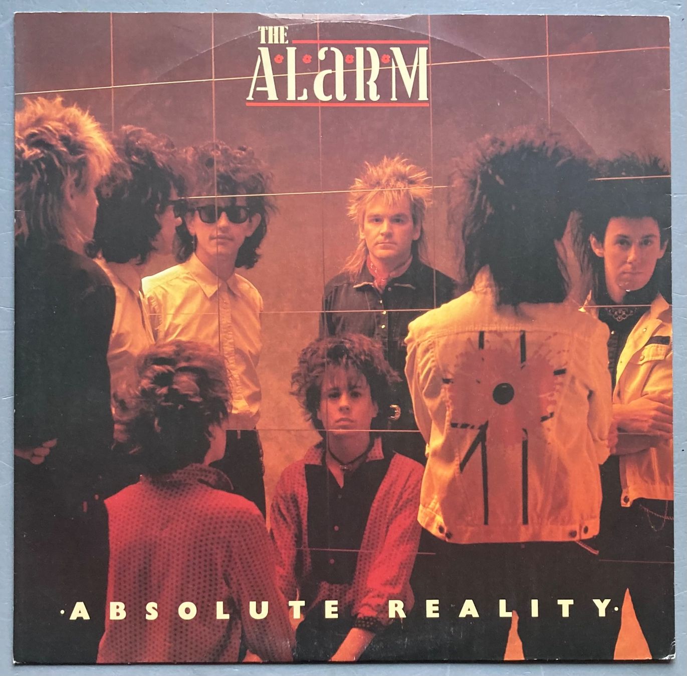 Vinyles: THE ALARM - THE ALARM – D'occasion à Poliez-Pittet par Newtown-Records
