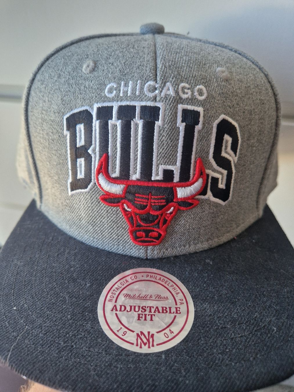 Altro in  Abbigliamento & Accessori: Bulls Cap Mitchell & Ness – Nuovo (secondo la descrizione) da Jegenstorf venduto da Nilo_92