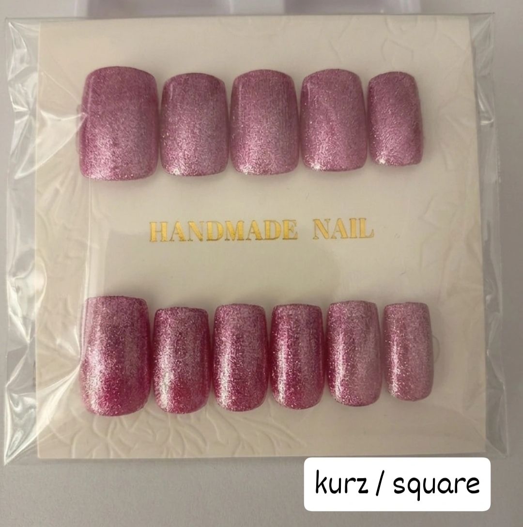 Ongles artificiels: Press on Nails – Neuf avec emballage d'origine à Wald ZH par -lea-