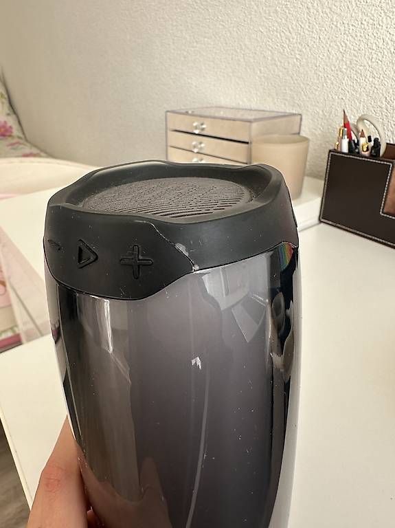 Casse acustiche: JBL Puls 4 waterproof soundbox – Usato da Spreitenbach venduto da Sabrina.dc 2