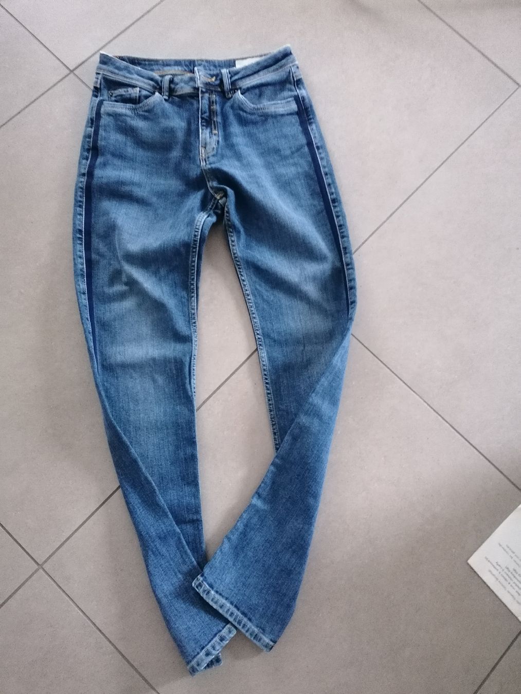 Esprit Jeans: Damen-Jeans "Esprit" – Neu (gemäss Beschreibung) aus Hunzenschwil von Gruftie0