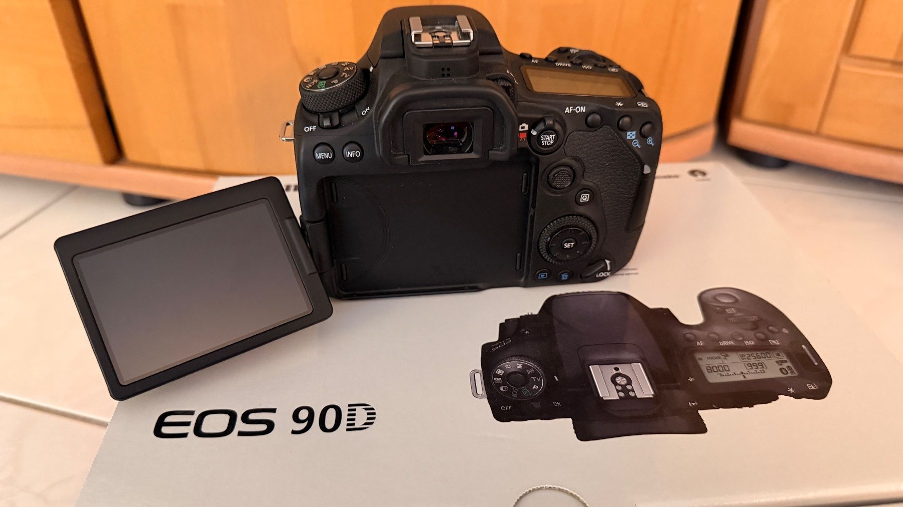 Canon Appareil photo: Canon EOS 90d Body – D'occasion à Bertschikon (Gossau ZH) par swiss-bird 5