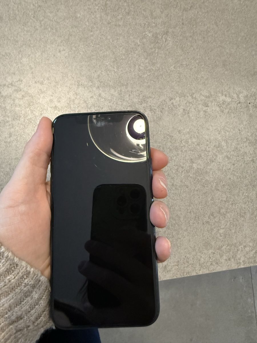 Apple Handys / Smartphones: Apple iPhone 11 Pro 256GB MIDNIGHT GREEN – Gebraucht aus Vésenaz von mar_xpz7 2