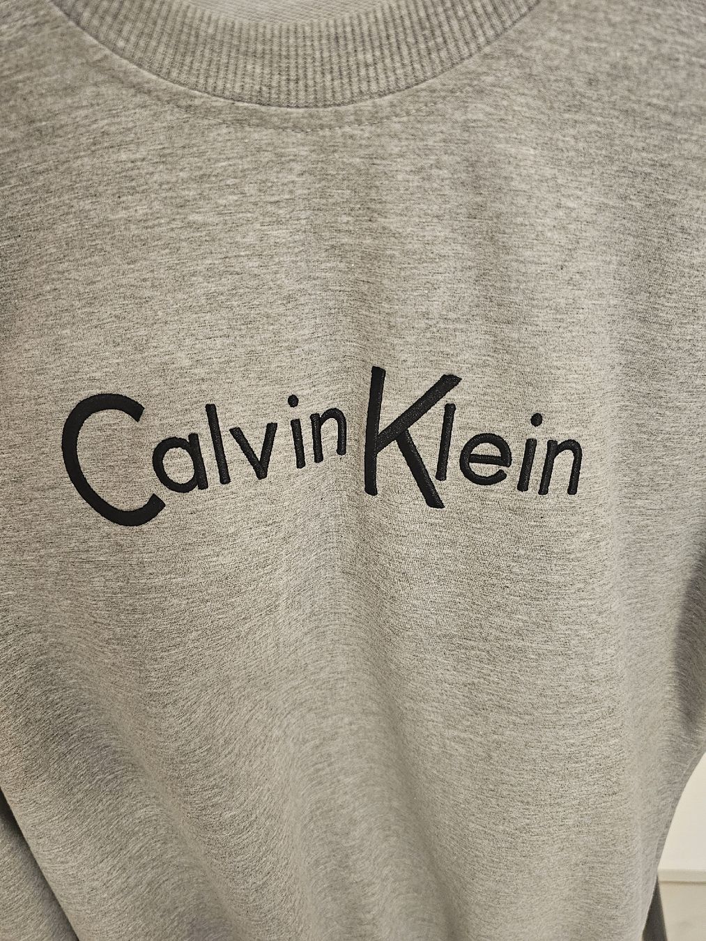 Calvin Klein Pulls & Sweat-shirts: Calvin Klein pulli – Neuf (Voir description) à Wetzikon ZH par sel_tdz8 1