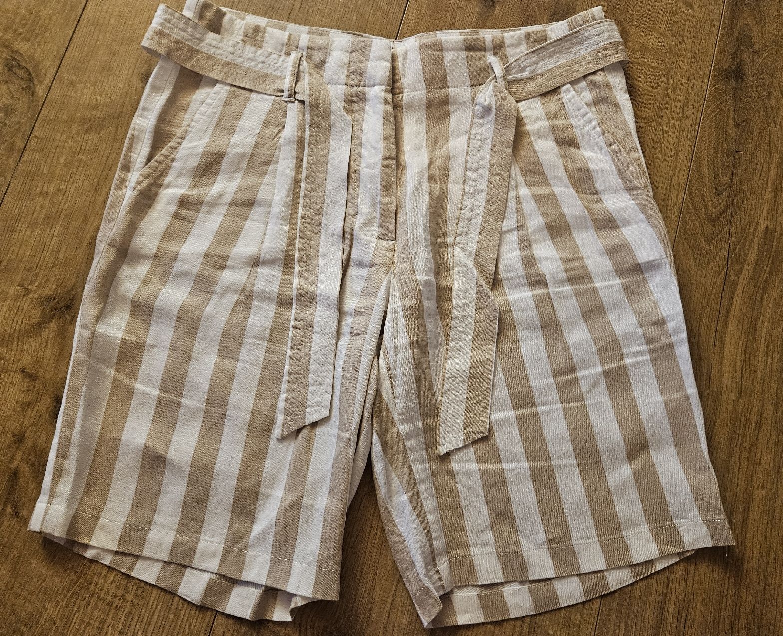Cinque Hosen: Cinque Bermudashorts gestreift Grösse S – Neu (gemäss Beschreibung) aus Rhäzüns von inf_rcj7
