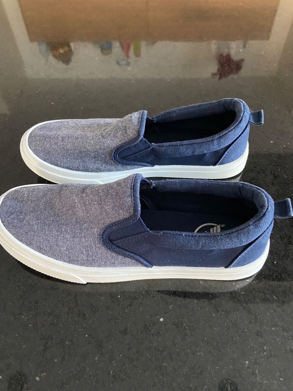 H&M Scarpe per ragazzi: Sommerschuhe von H&M, Grösse 37 – Nuovo (secondo la descrizione) da Wohlen AG venduto da Michi761 2