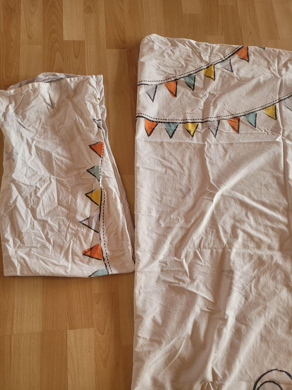 Disney Coperte: Bettanzug Mickey Mouse 100x135 – Usato da Lupsingen venduto da sta_wgg5 3