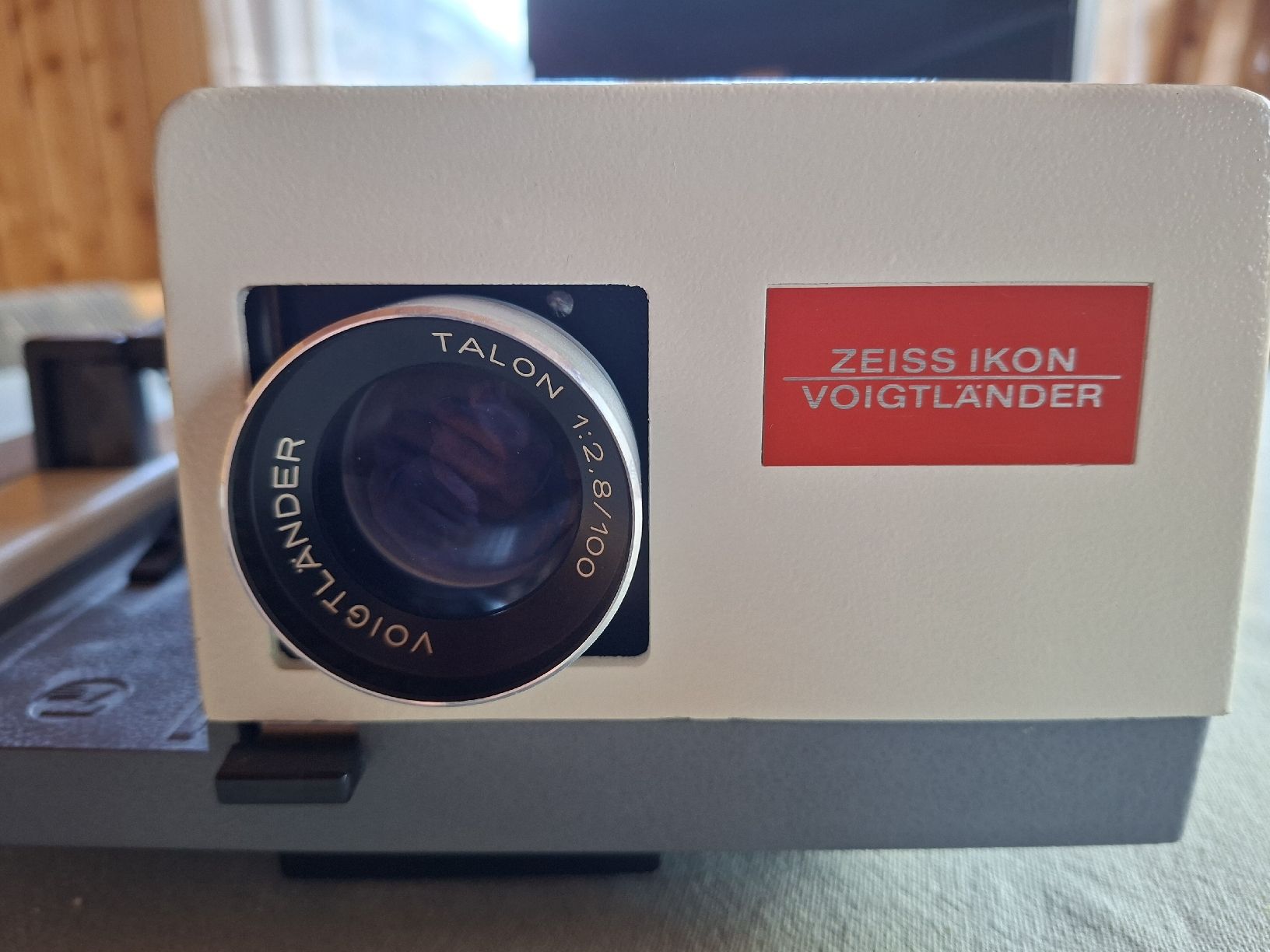 Zeiss Pellicole: Dia Projektor ZEISS VOIGTLÄNDER – Nuovo (secondo la descrizione) da Mühlebach (Goms) venduto da jad_bg6z 3