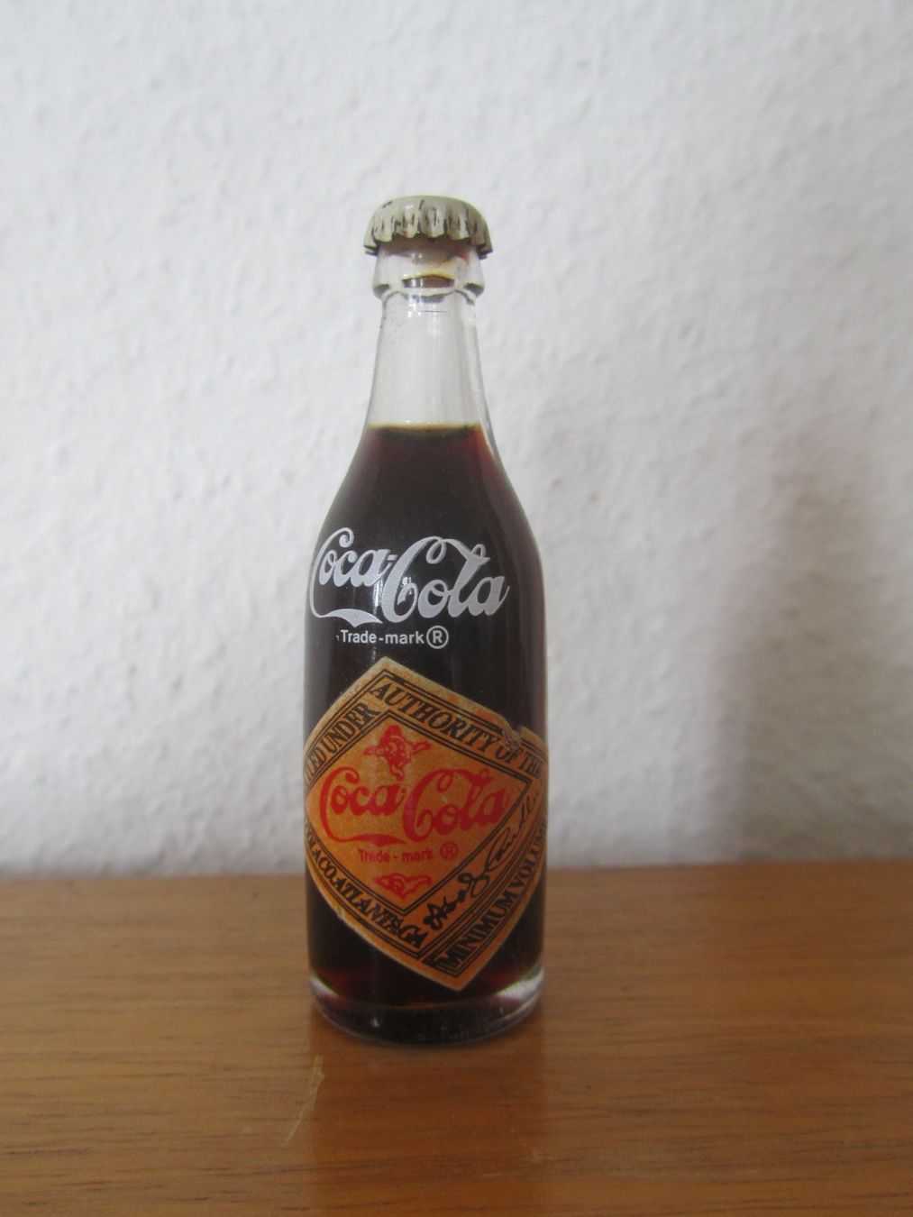 Coca-Cola Sonstiges Geschirr & Gläser: Mini - Coca Cola Flasche,  Sammlerstück – Gebraucht aus Seengen von mikelele 1