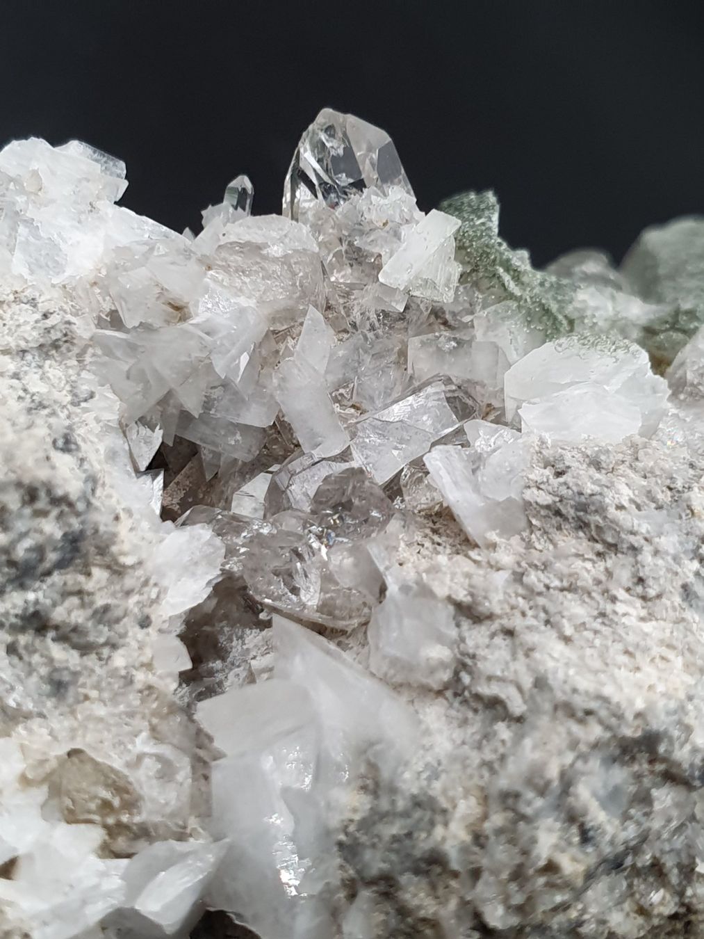 Minerali & Pietre curative: Adular, Bergkristall und Phantomquarz – Nuovo (secondo la descrizione) da Holderbank SO venduto da swiss-minerals 6