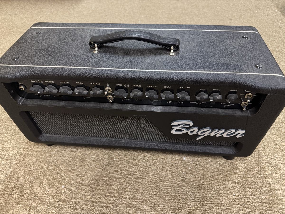 Bogner Amplificatori: Bogner Alchemist 40W Head+Footswitch – Usato da Winterthur venduto da Daetister