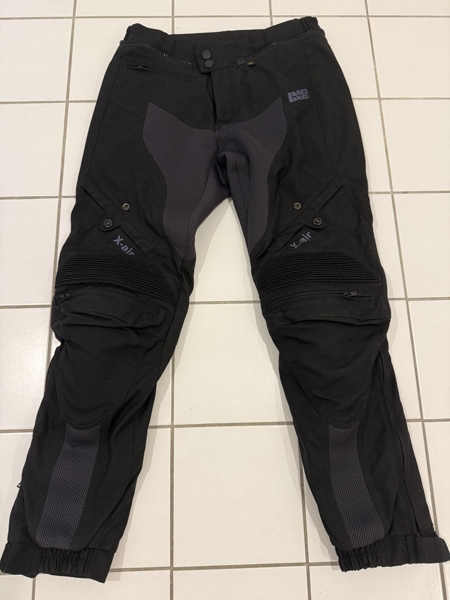 IXS Pantaloni: Motorradhosen IXS – Usato da Gunzwil venduto da Tschiggi2004