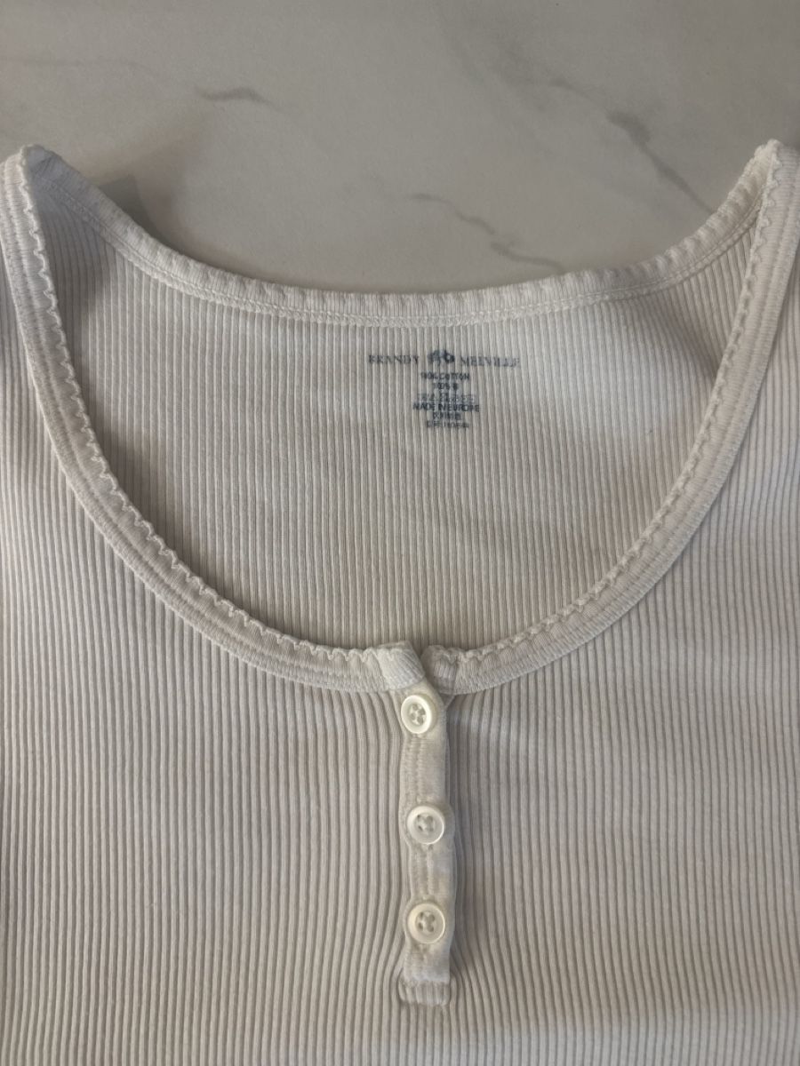 Brandy Melville Top: brandy melville top – Nuovo (secondo la descrizione) da Wettswil venduto da pittaro73 1