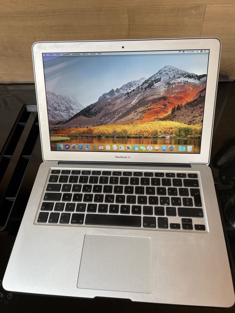 Apple Notebook: MacBook Air 13 Zoll – Usato da Wilderswil venduto da bwe_69gc 1