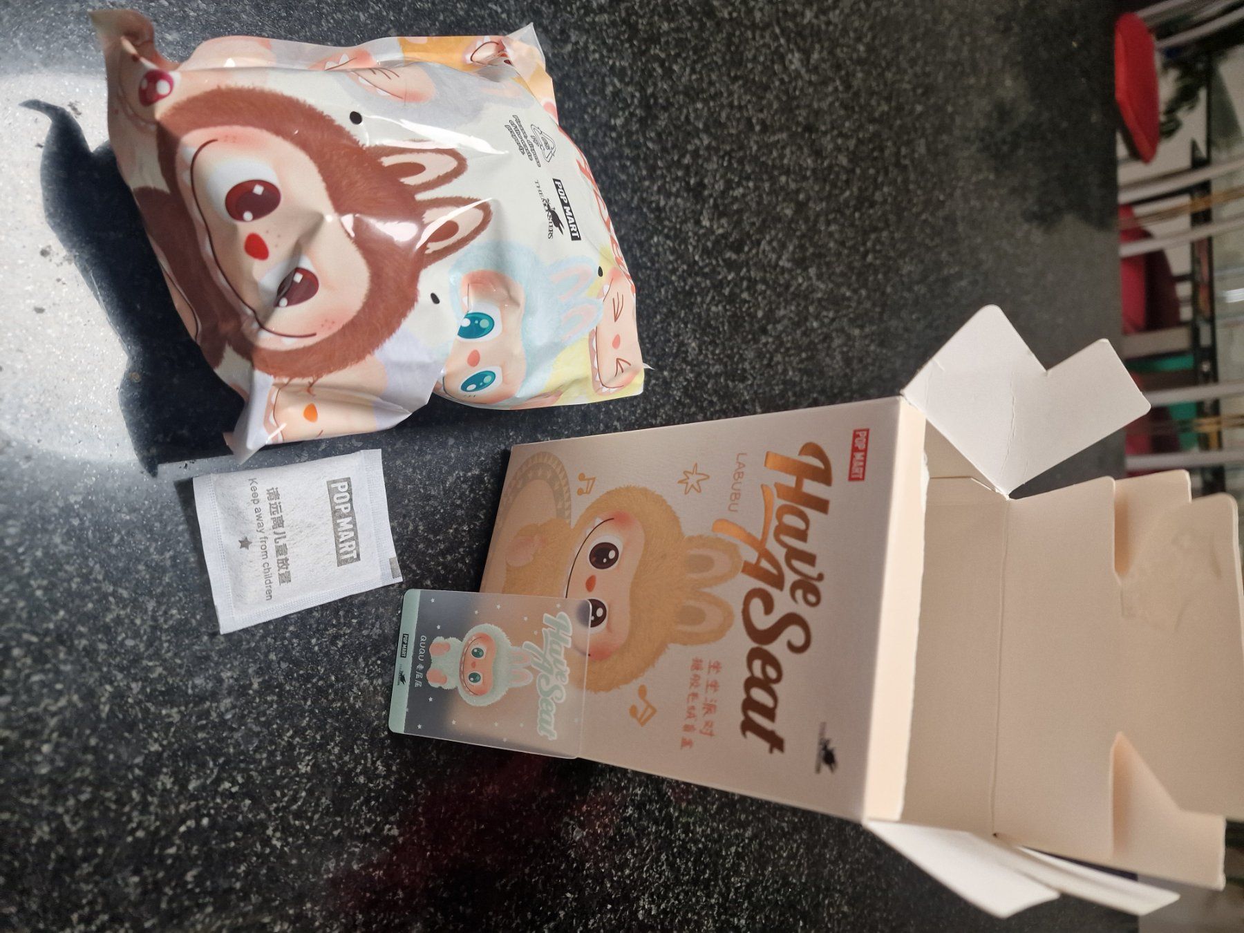 Giocattoli: Labubu Have A Seat Blind Box - Neu & Originalverpackt – Usato da Buchen im Prättigau venduto da Fhubi