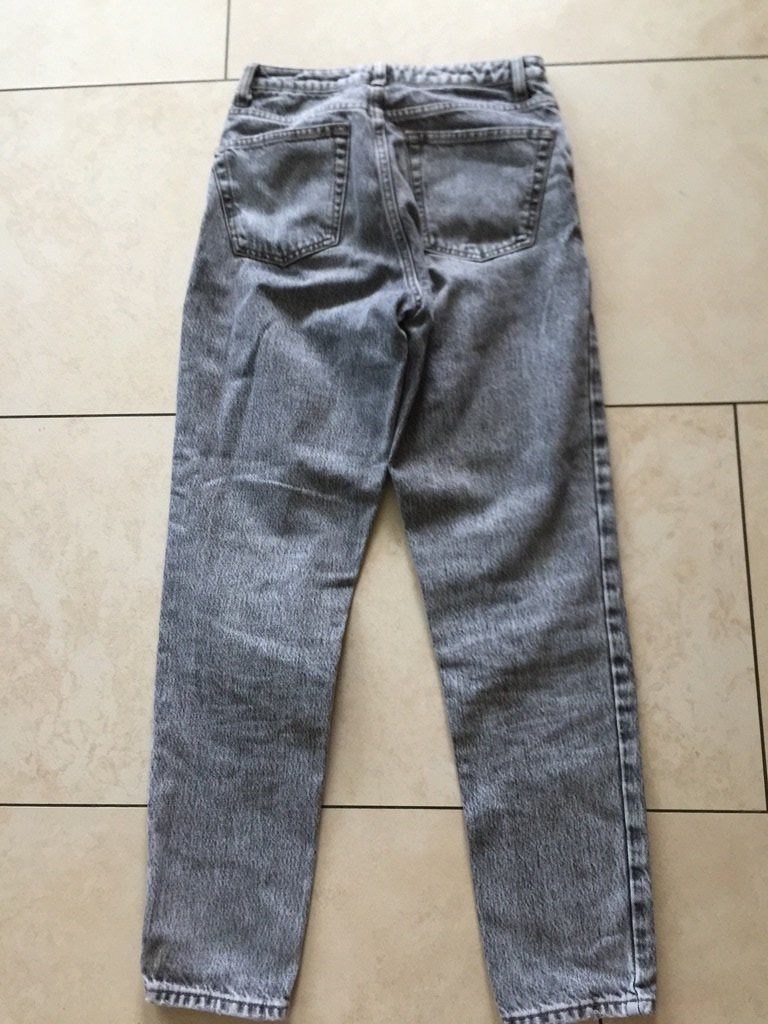 Topshop Jeans: Topshop Jeans grau Gr.26/32 – Usato da Kirchdorf AG venduto da coco123 3