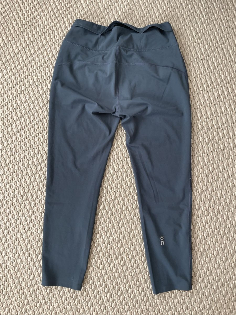 Leggings: On Running Tights 7/8 Gr. M – Usato da Zürich venduto da katidust 1