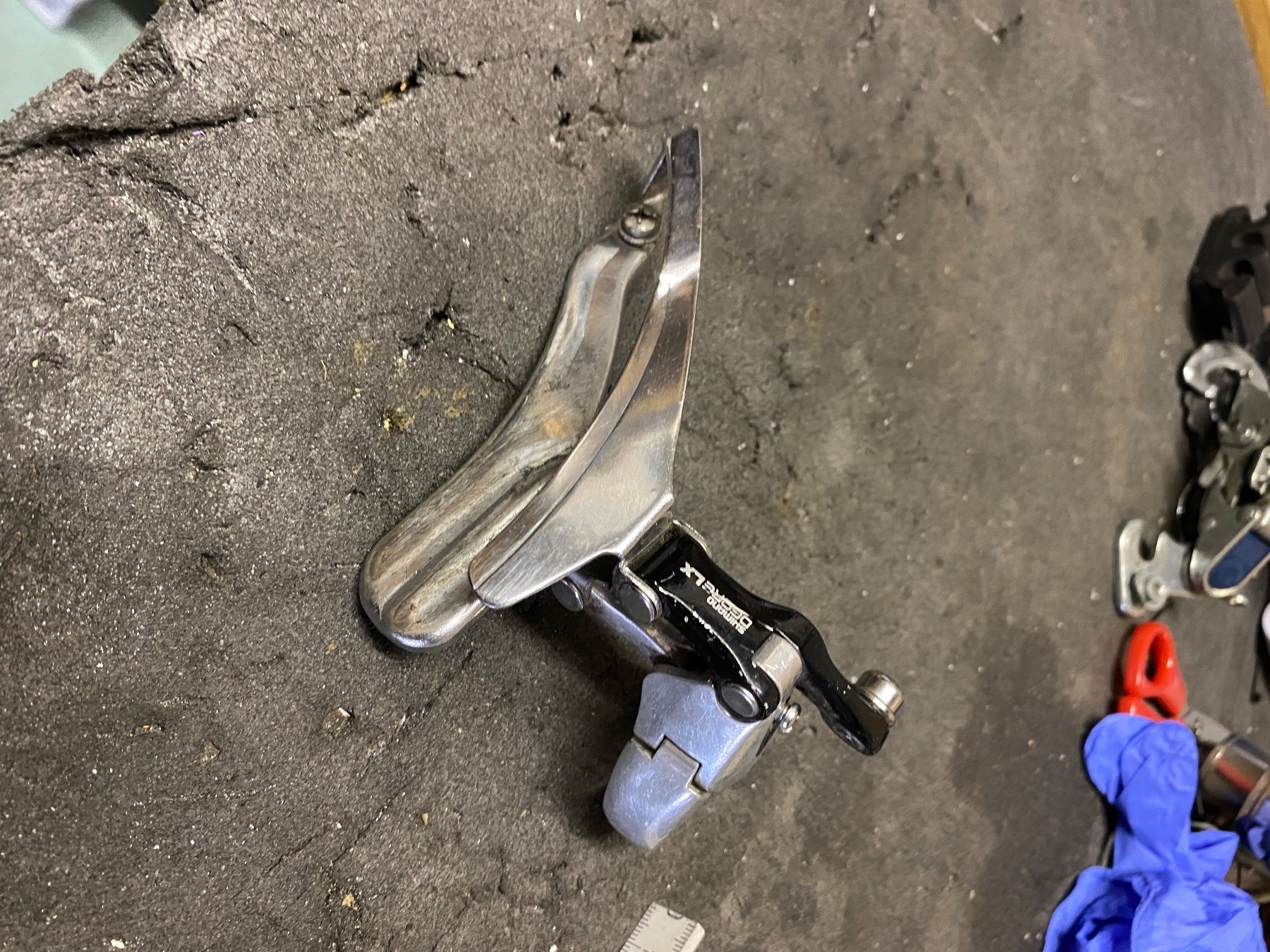 Shimano Pezzi di ricambio: Umwerfer Shimano – Usato da Horgen venduto da desmosud