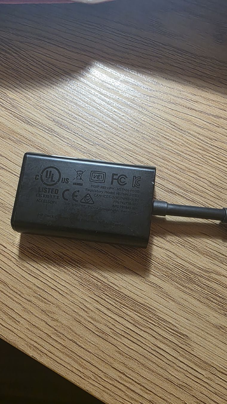 Hewlett Packard Unità & Adattatore: HP VGA Ethernet Adapter – Nuovo (secondo la descrizione) da Zürich venduto da Asimpleguy 2