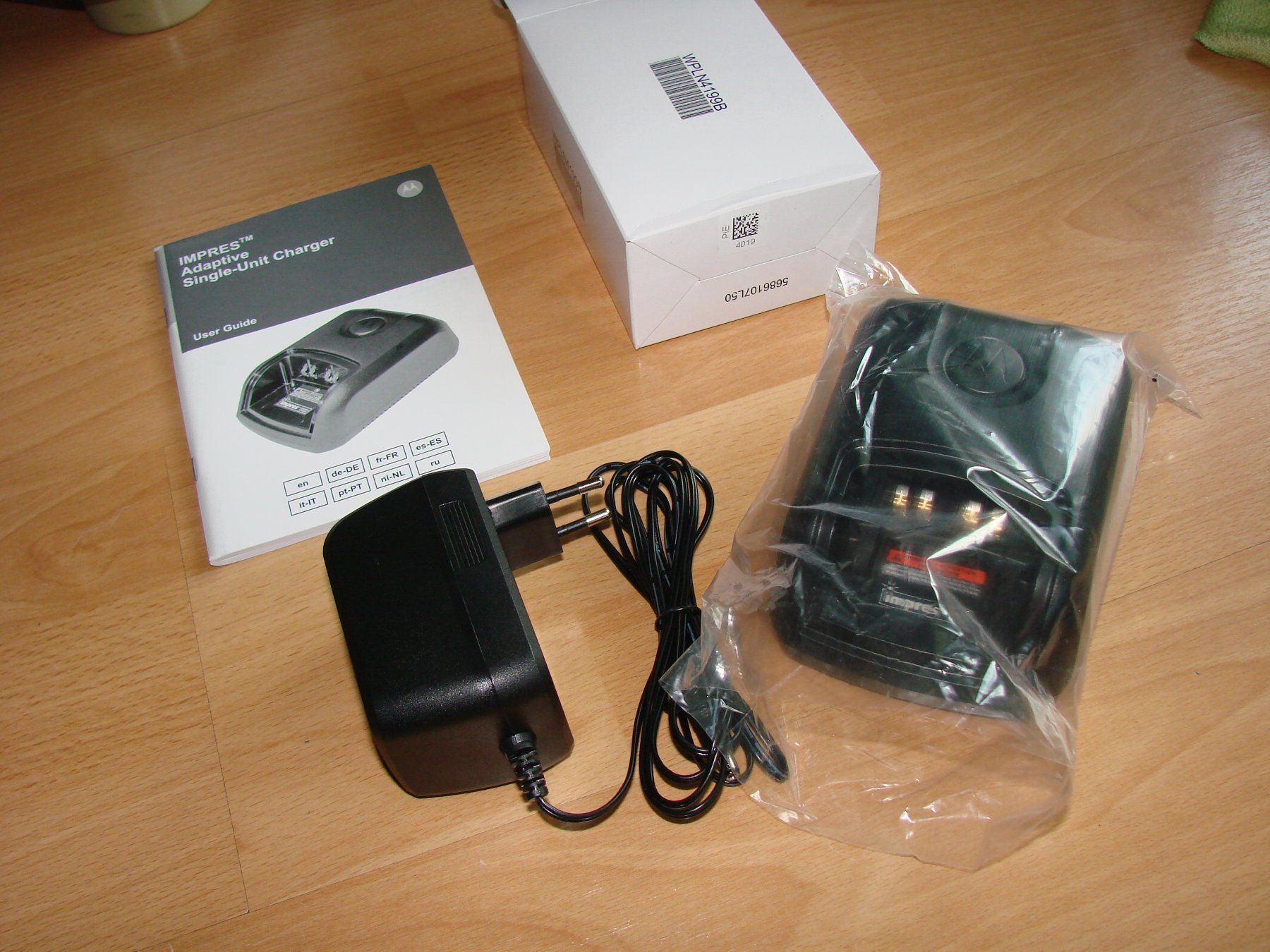 Motorola Funktechnik: Motorola Ladegerät DP3441e GP360 – Gebraucht aus Niederuzwil von Rade 3