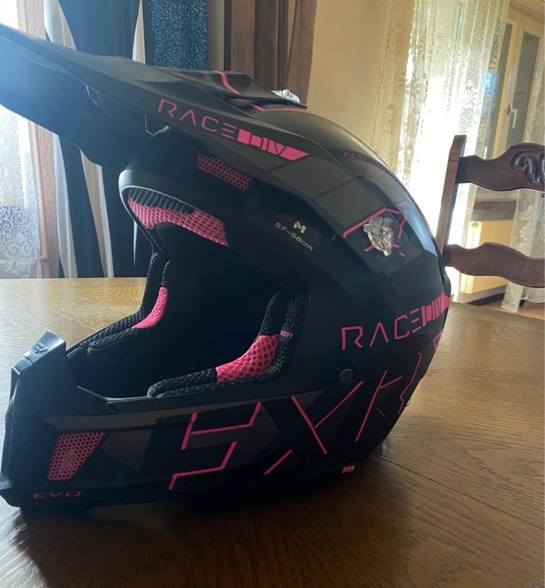 Caschi & visiere: Motorradhelm Grösse M – Nuovo (secondo la descrizione) da Uznach venduto da Anita1000