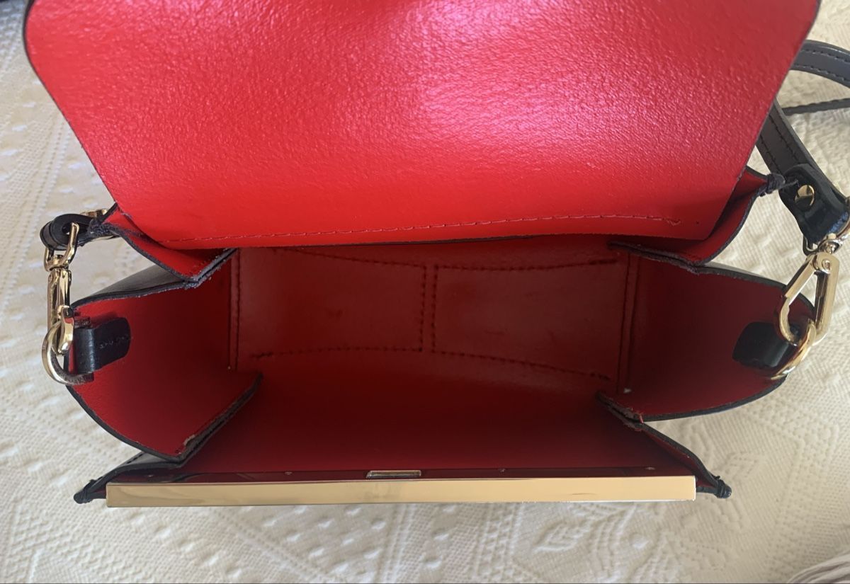Gianni Chiarini Taschen für Damen: Gianni Chiarini Umhängetasche – Neu (gemäss Beschreibung) aus Zürich von p_q7q_nichtraucher 4
