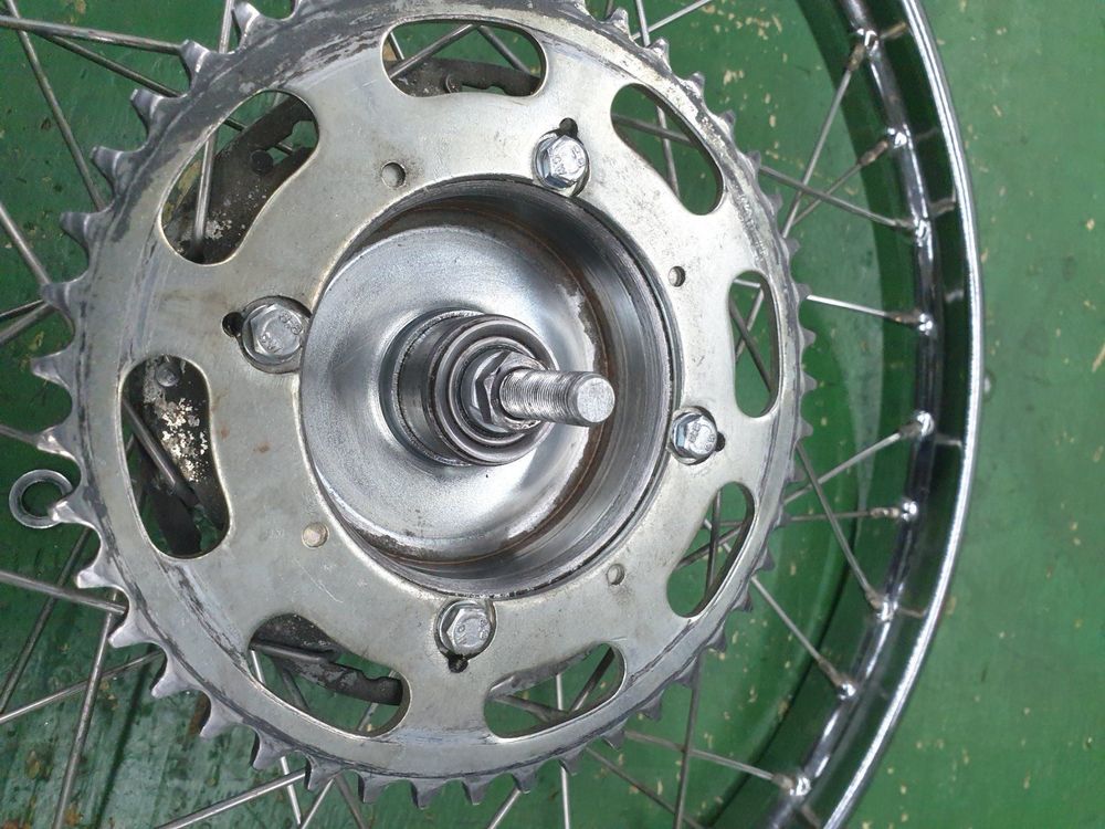 Pneus & Kompletträder: Speichenrad Sachs H906 1,2 X 17 Zoll – Gebraucht aus Diepoldsau von  5
