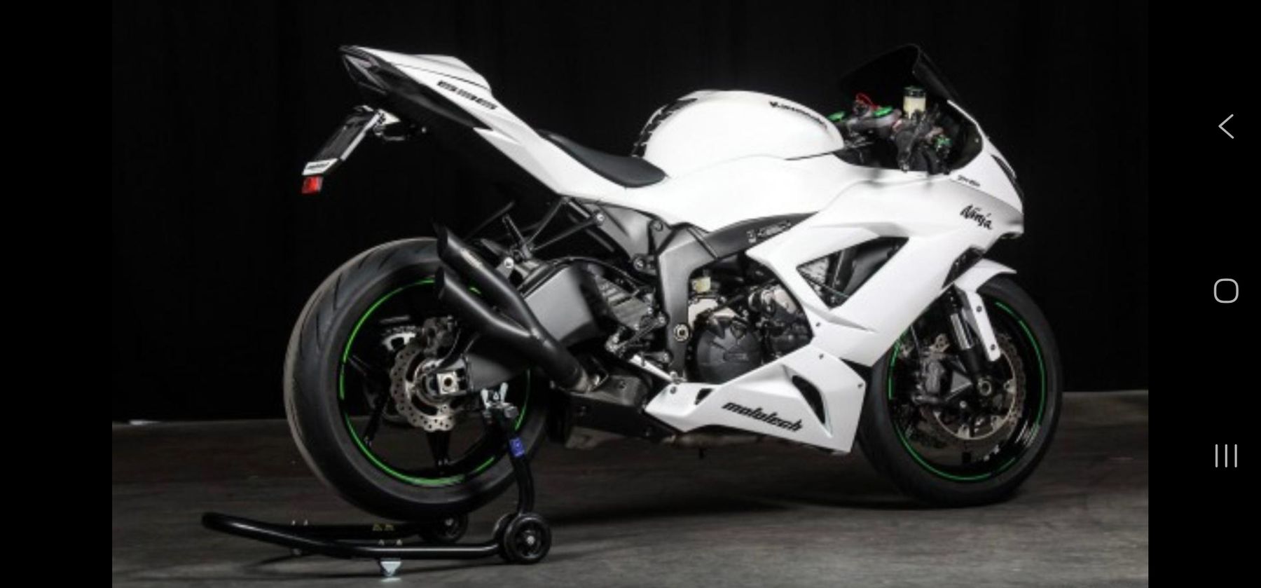 Kawasaki Strada: Kawasaki Ninja ZX6R – Usato da Au ZH venduto da his_8vxg 3