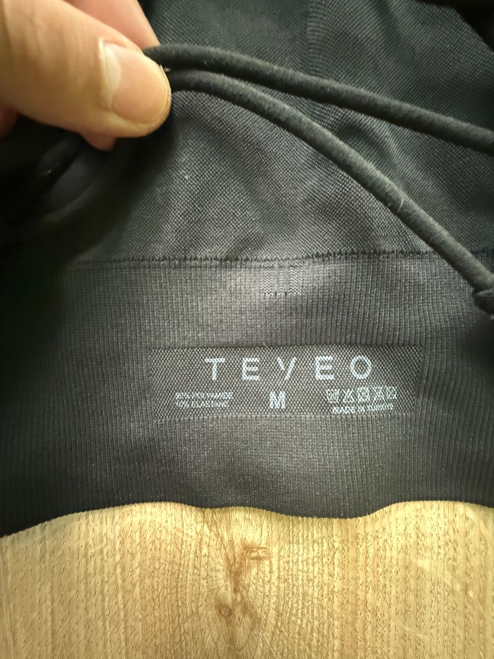 Teveo Top: Teveo Everyday Backless Top schwarz, Grösse M – Usato da ZUFIKON venduto da SULMI01 2
