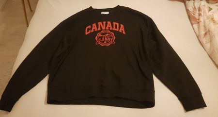 Old Navy Sweater, schwarz mit Canada Aufdruck, Gr. XL