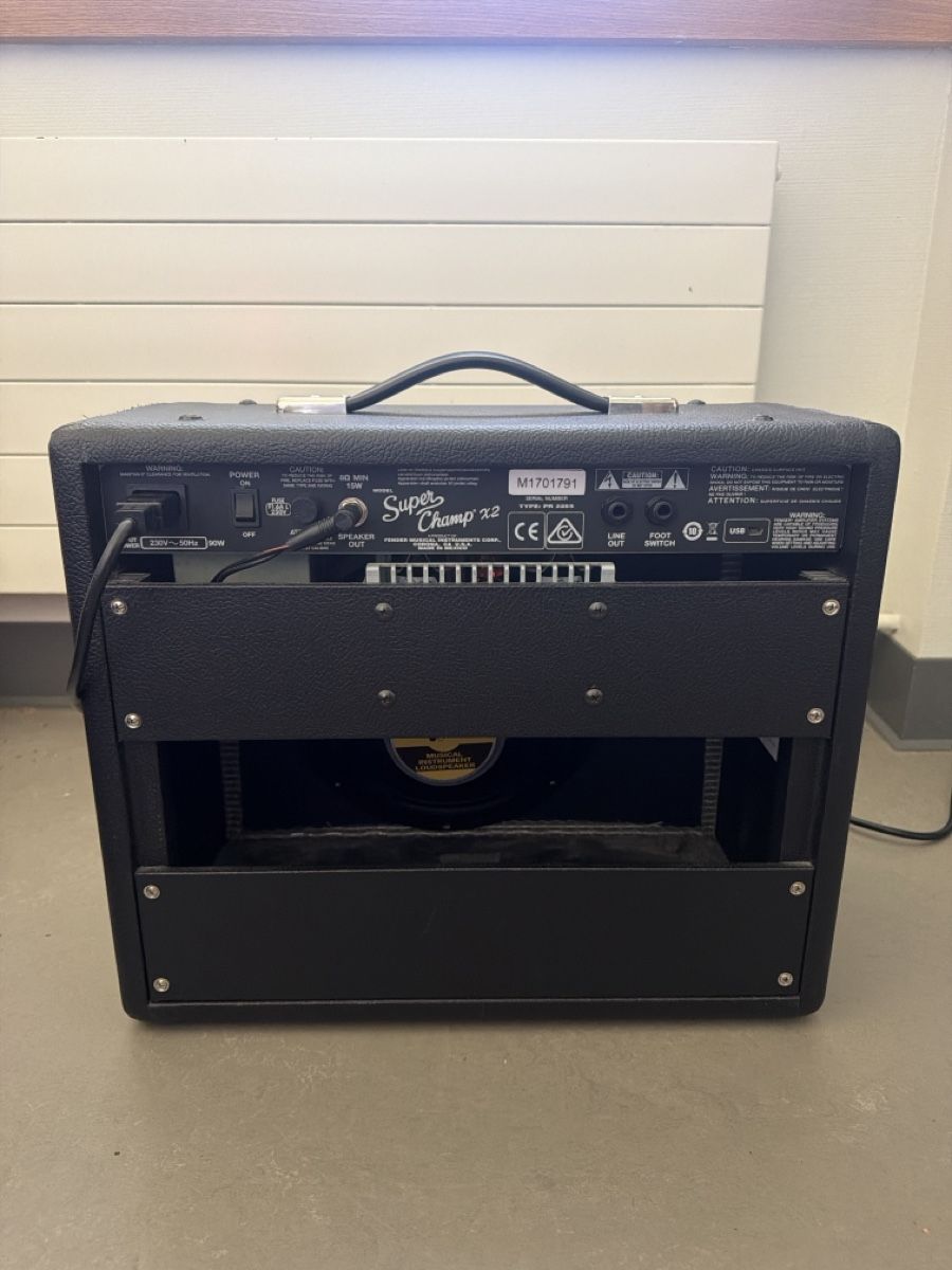 Fender Amplificatori: Fender Verstärker Super Champ x2 – Usato da Winterthur venduto da luc_y6jl 2
